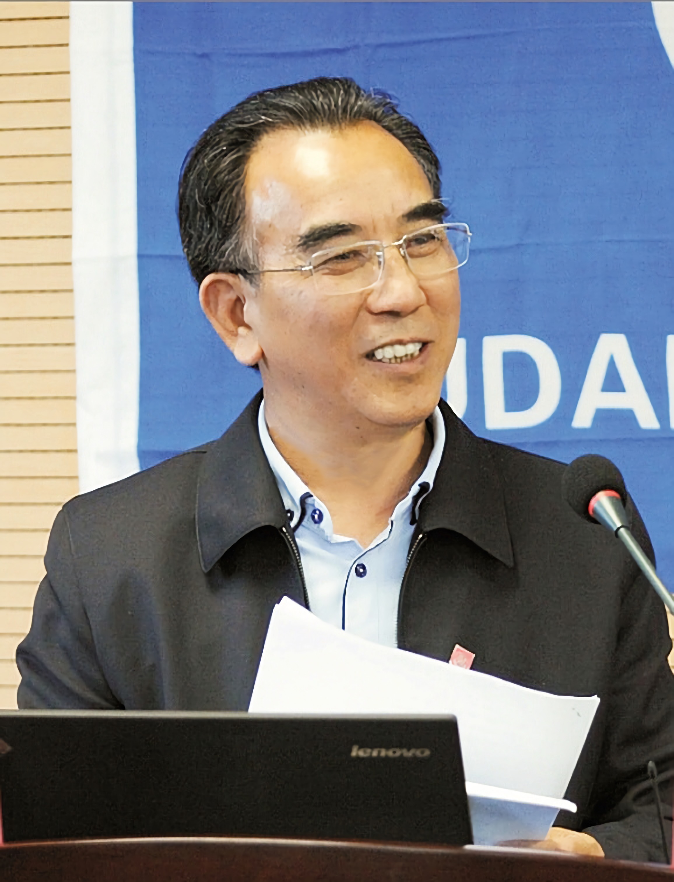 吴照云教授在《管理世界》举办的“加快构建中国特色的管理学体系”研讨会上作主旨演讲